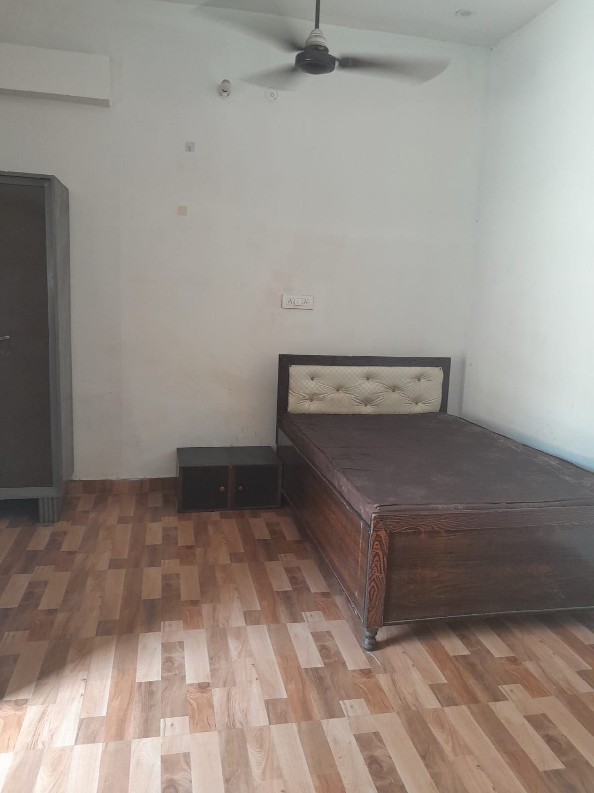 Residential Property in Vibhav Khand, Gomti Nagar - Image 4