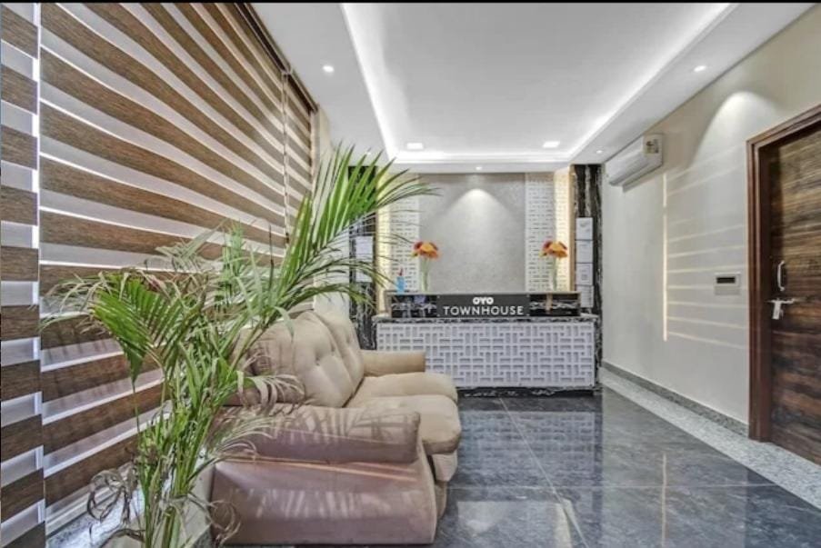 Commercial Property in Gomti Nagar Extension, Gomti Nagar - Image 8