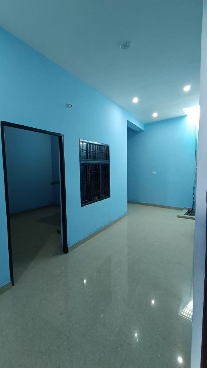 Residential Property in Awadh Vihar Colony, Chinhat - Image 2