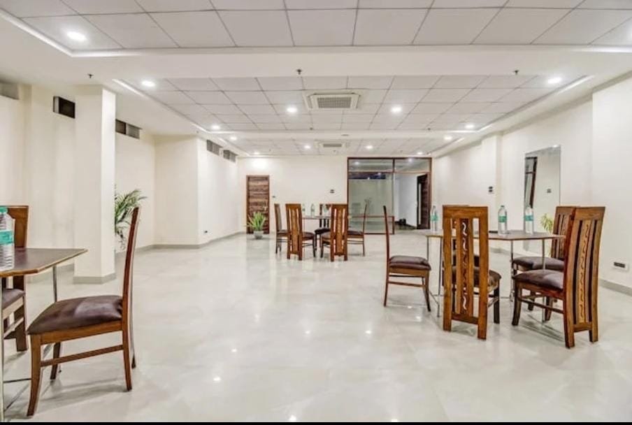 Commercial Property in Gomti Nagar Extension, Gomti Nagar - Image 4