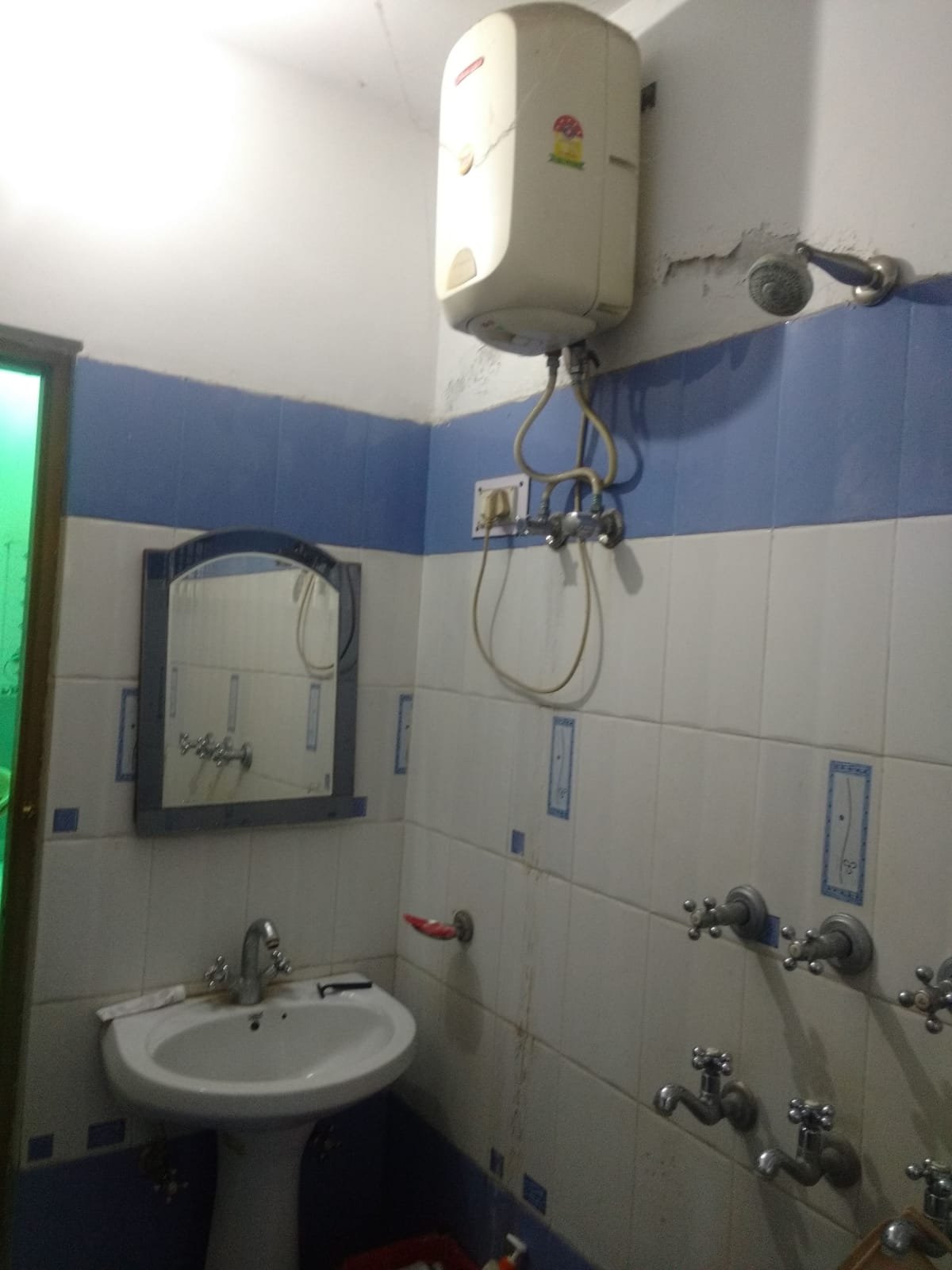 Residential Property in Indira Nagar Sector 9, Indira Nagar - Image 8