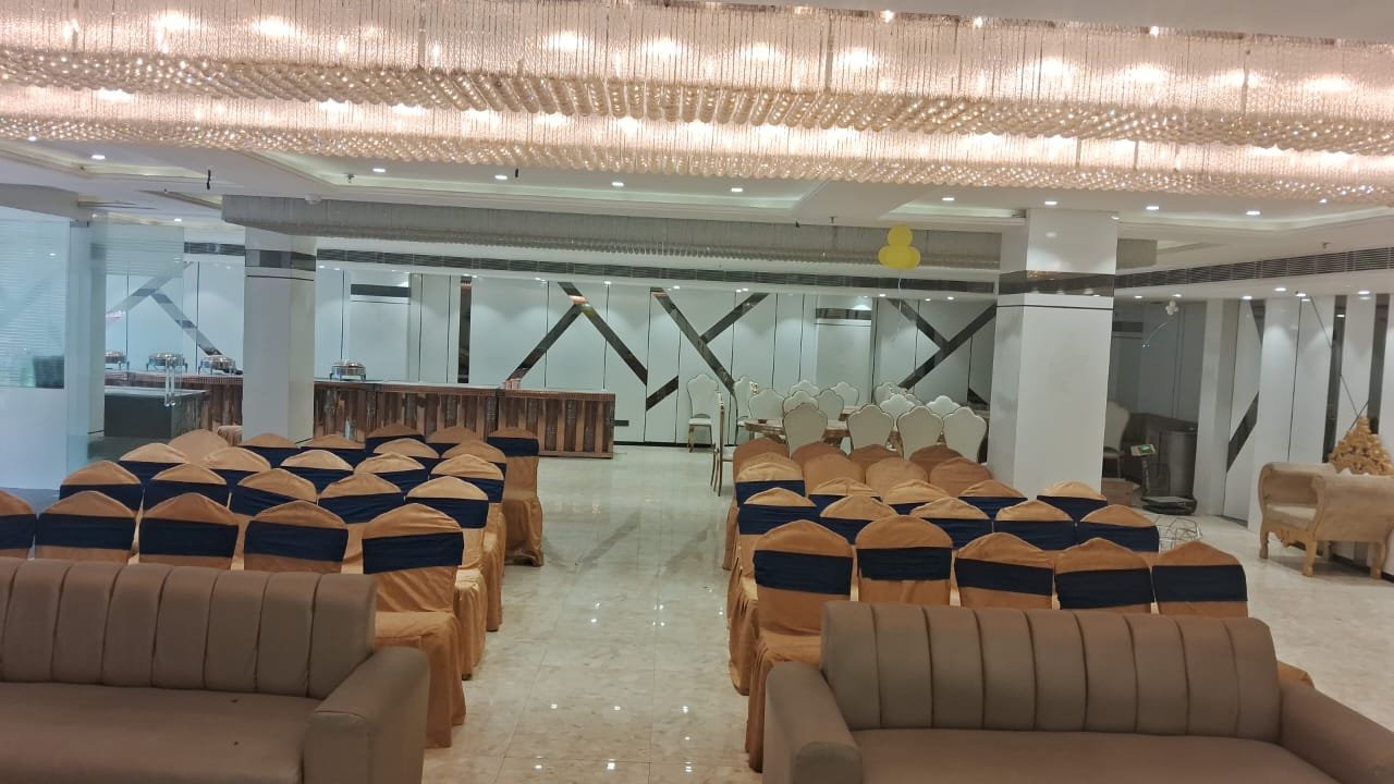 Commercial Property in Aashiyana Road, Aashiyana - Image 4