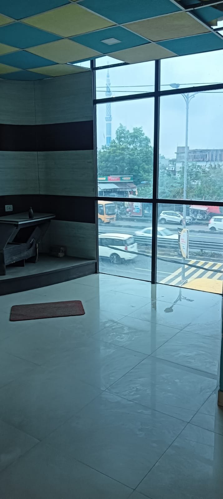 Commercial Property in Chinhat, Chinhat Ayodhya Road - Image 1