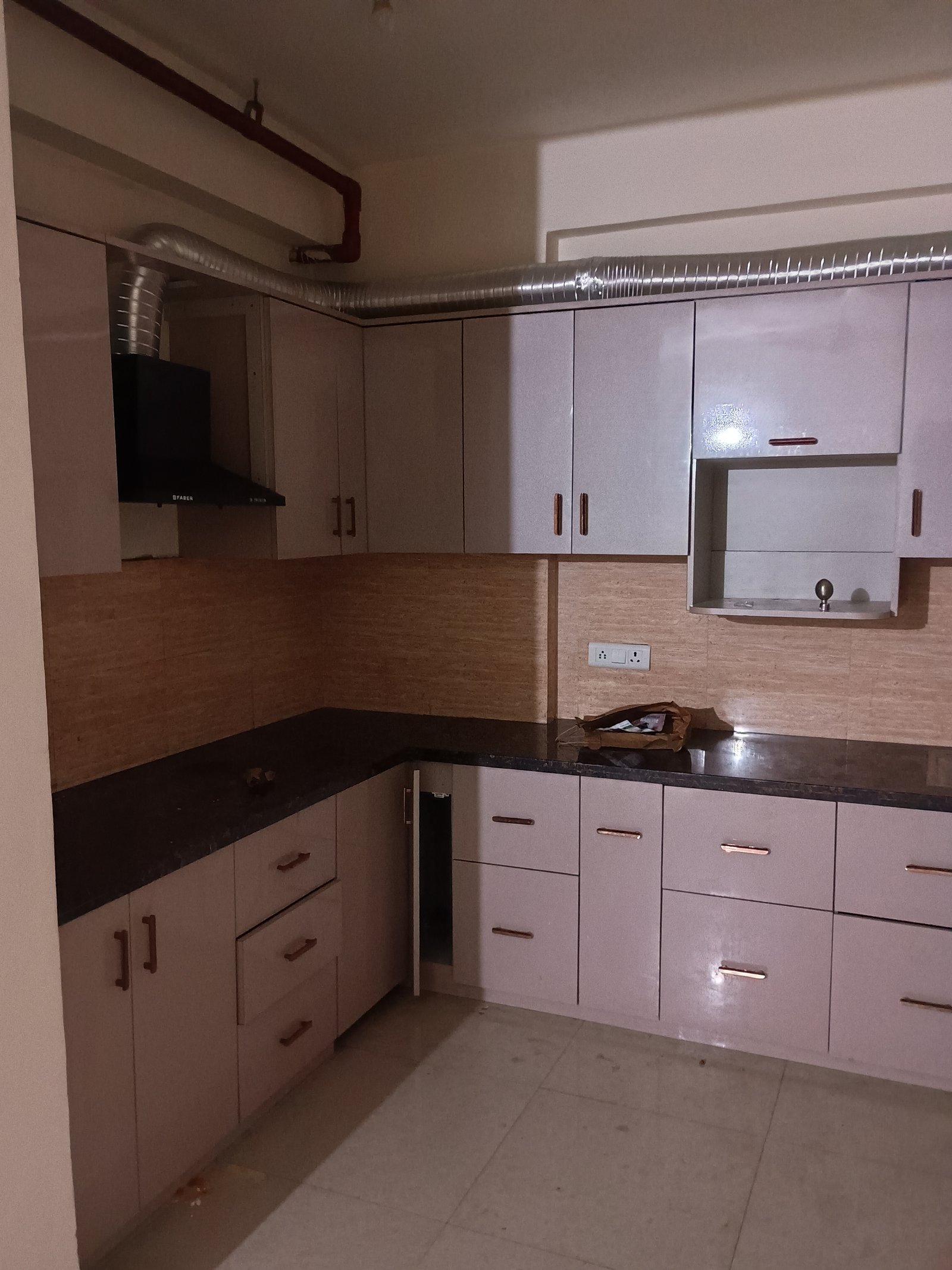 Residential Property in Omex R2, Gomti Nagar Extension - Image 1