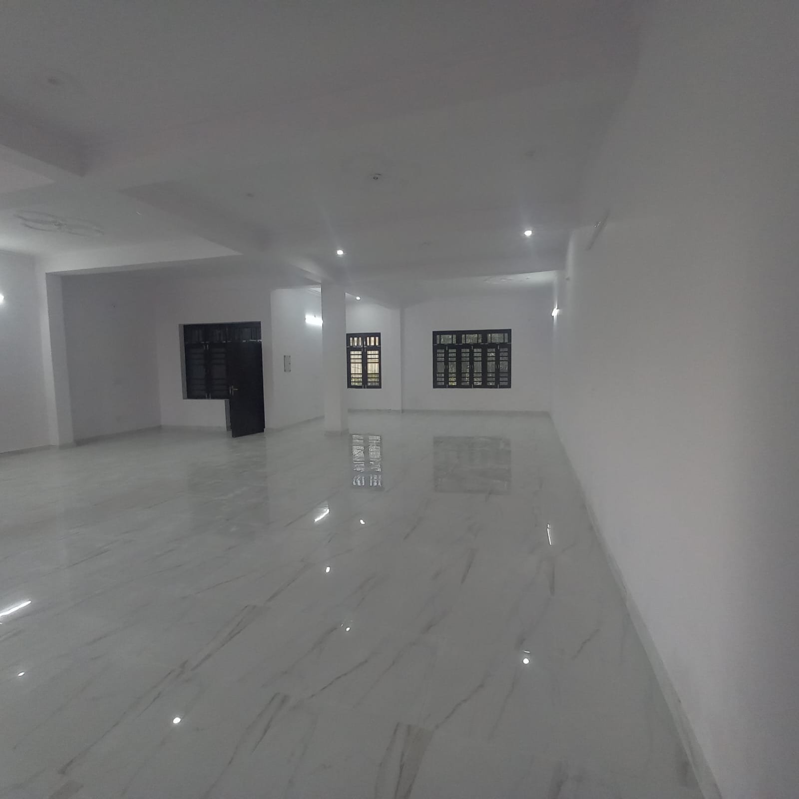 Commercial Property in Viraj Khand, Gomti Nagar - Image 1