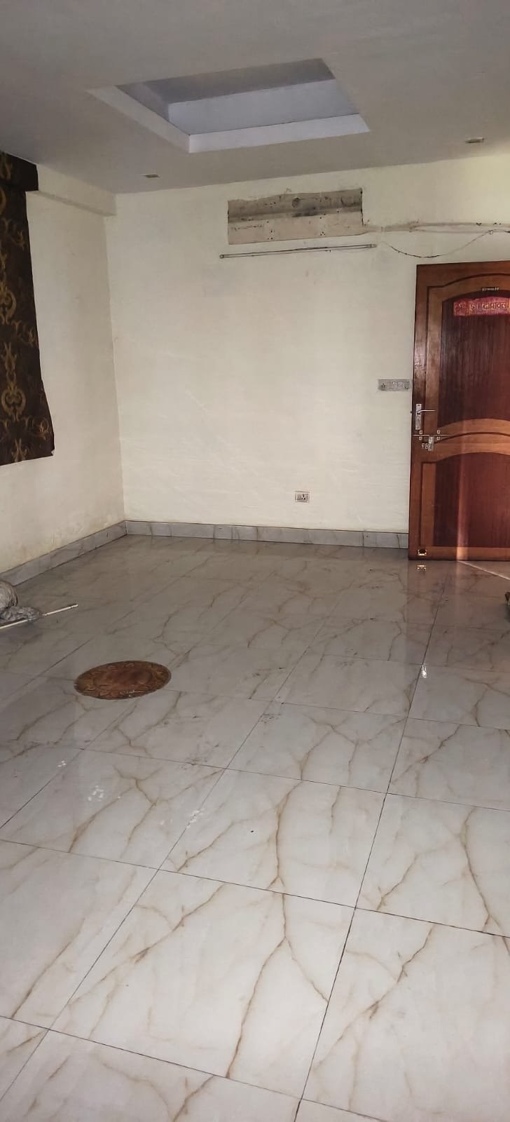 Commercial Property in Vivek Khand, Gomti Nagar - Image 4