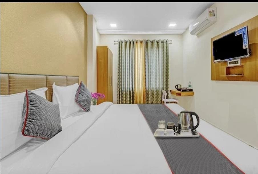 Commercial Property in Gomti Nagar Extension, Gomti Nagar - Image 7