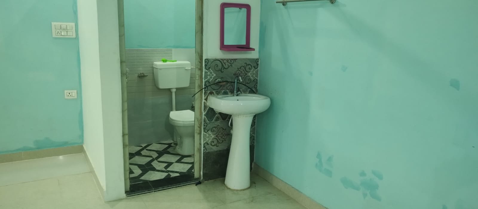 Commercial Property in Vikrant Khand, Gomti Nagar - Image 6