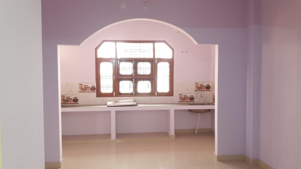 Residential Property in Faridi Nagar Rudra Vihar, Munshi Puliya - Image 7