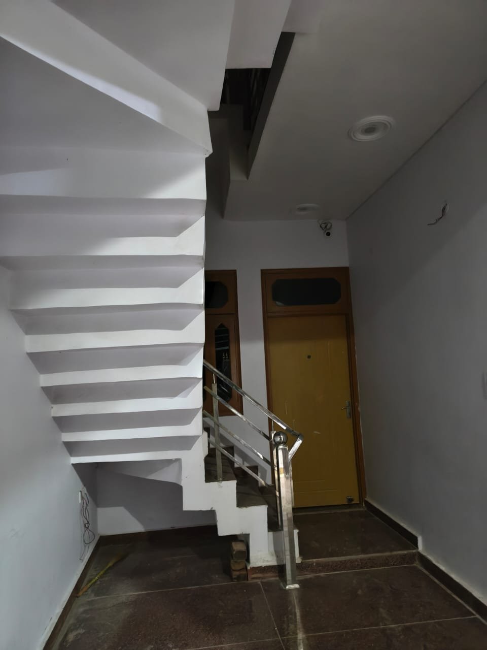 Residential Property in Raghunandan Ashiyana Near Bbd, Bbd - Image 8