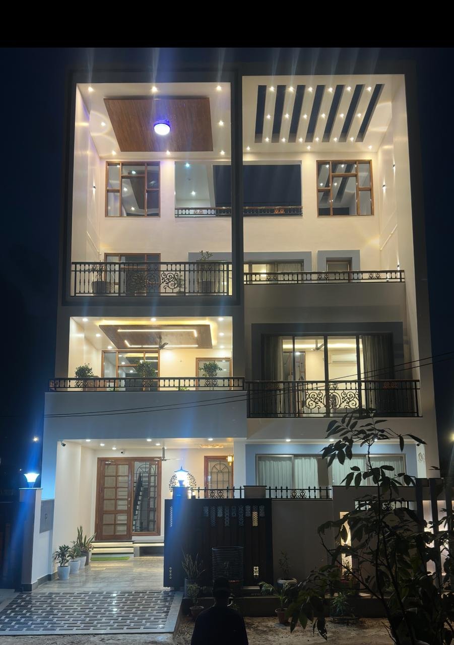 Residential Property in Gomti Nagar Extension, Gomti Nagar Extension - Image 1