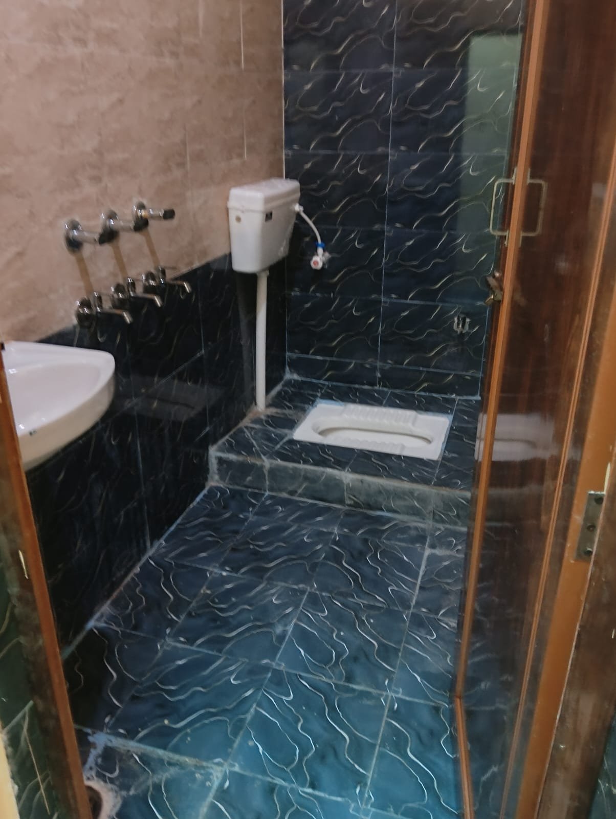 Residential Property in Kailash Vihar, Kamta - Image 7