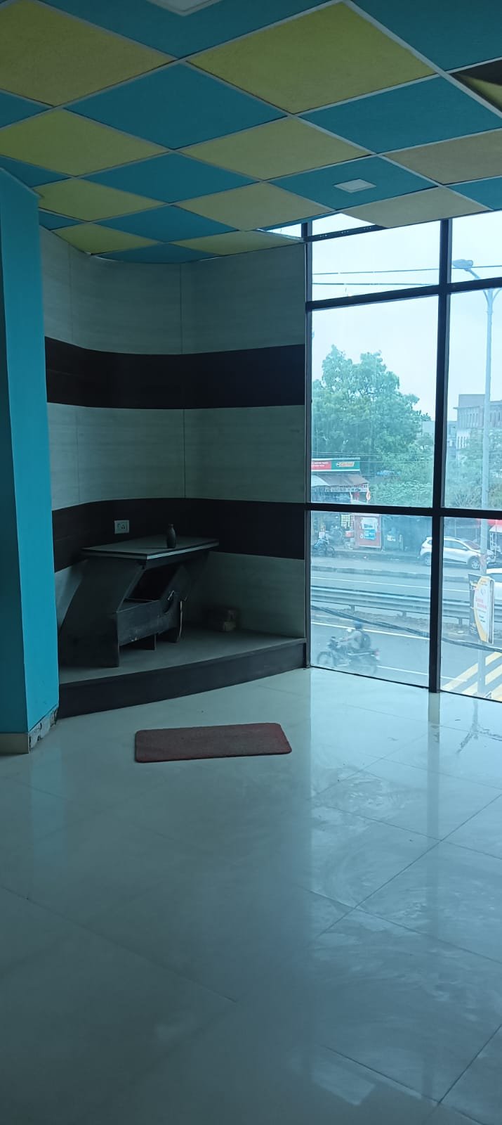 Commercial Property in Chinhat, Chinhat Ayodhya Road - Image 2