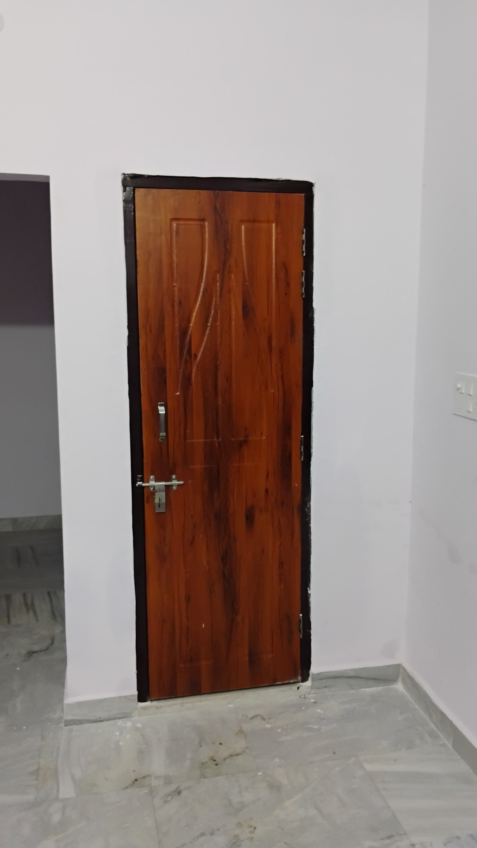Residential Property in Nijampur, Malhor - Image 4