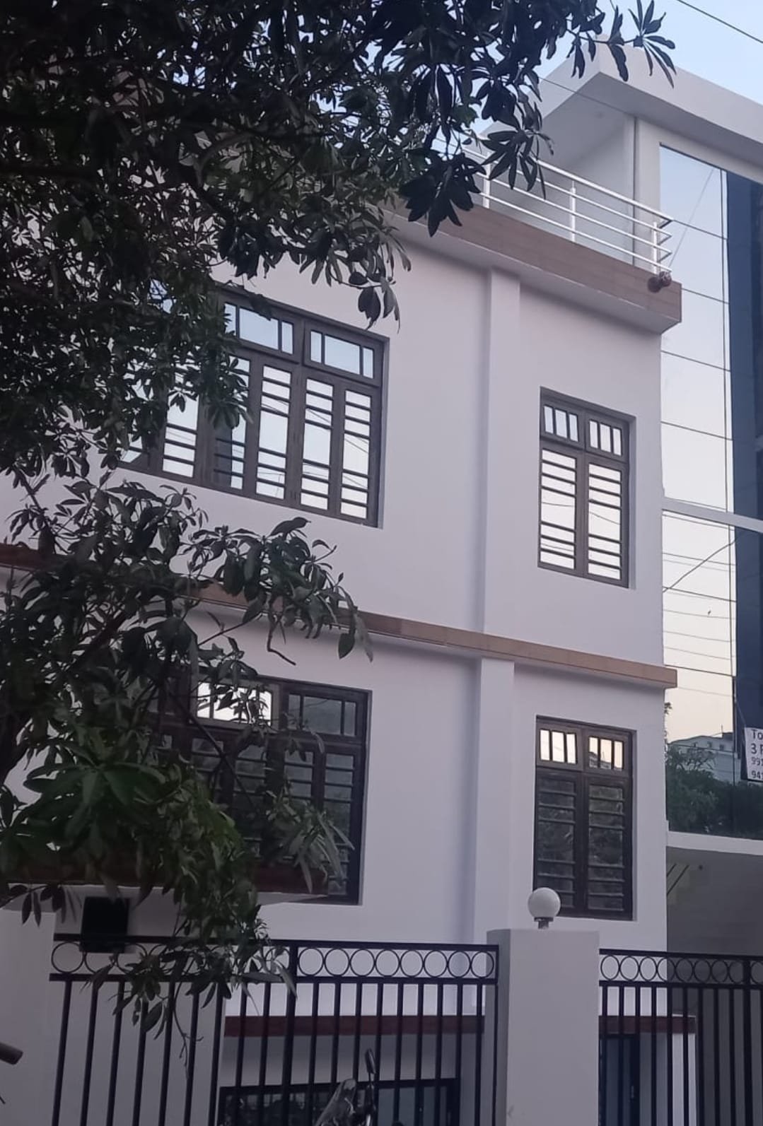 Commercial Property in Viraj Khand, Gomti Nagar - Image 6