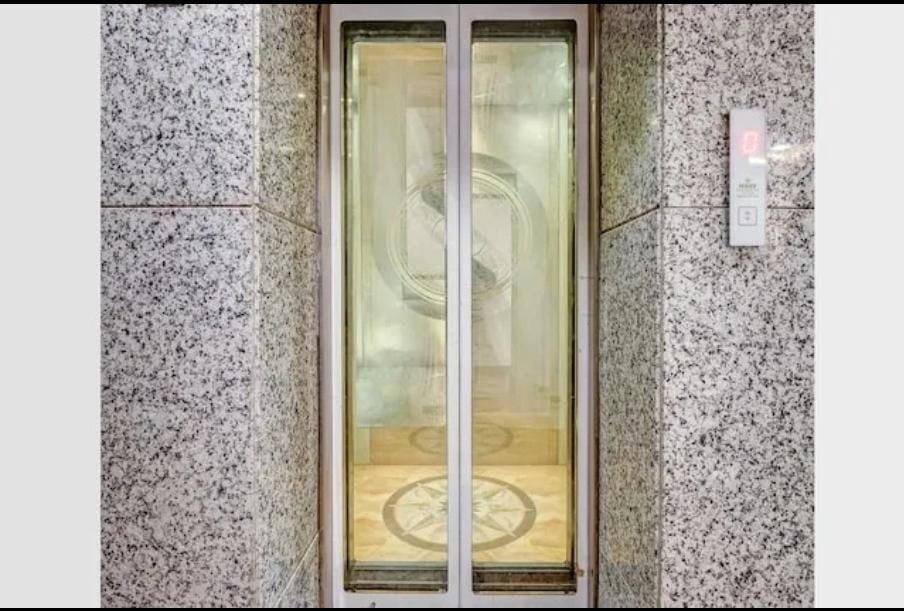 Commercial Property in Gomti Nagar Extension, Gomti Nagar - Image 6