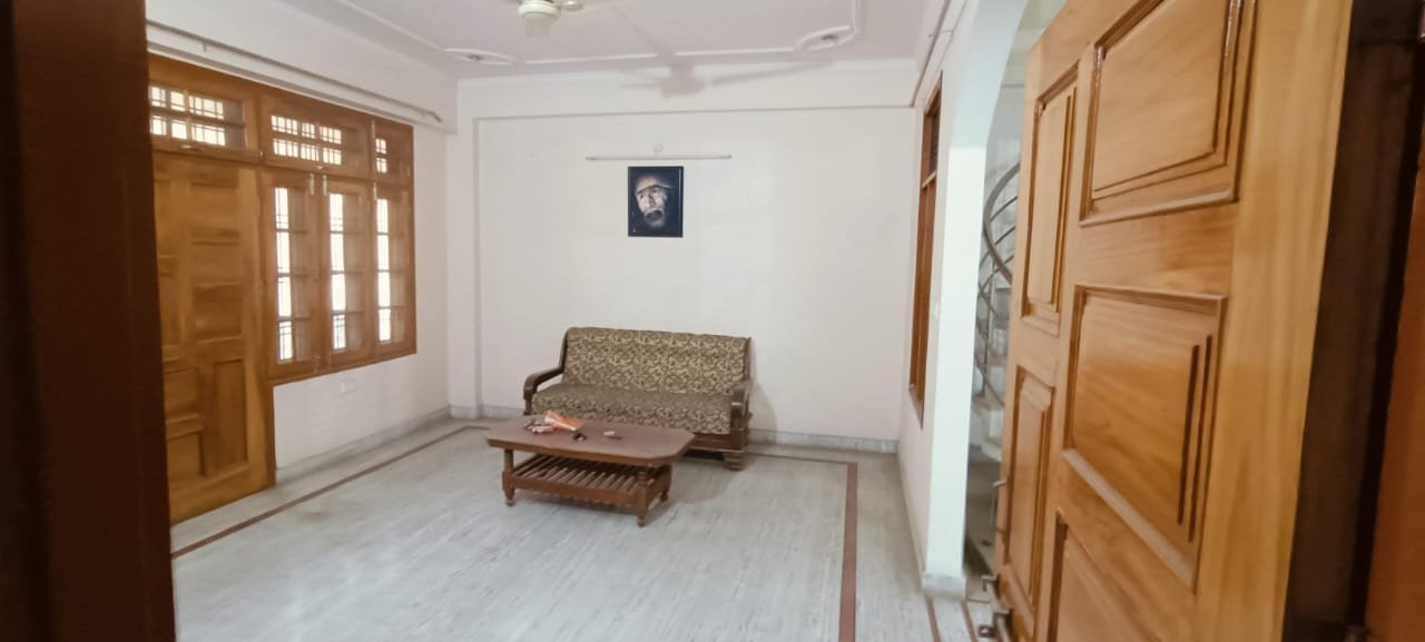 Residential Property in Vijayant Khand, Gomti Nagar - Image 1