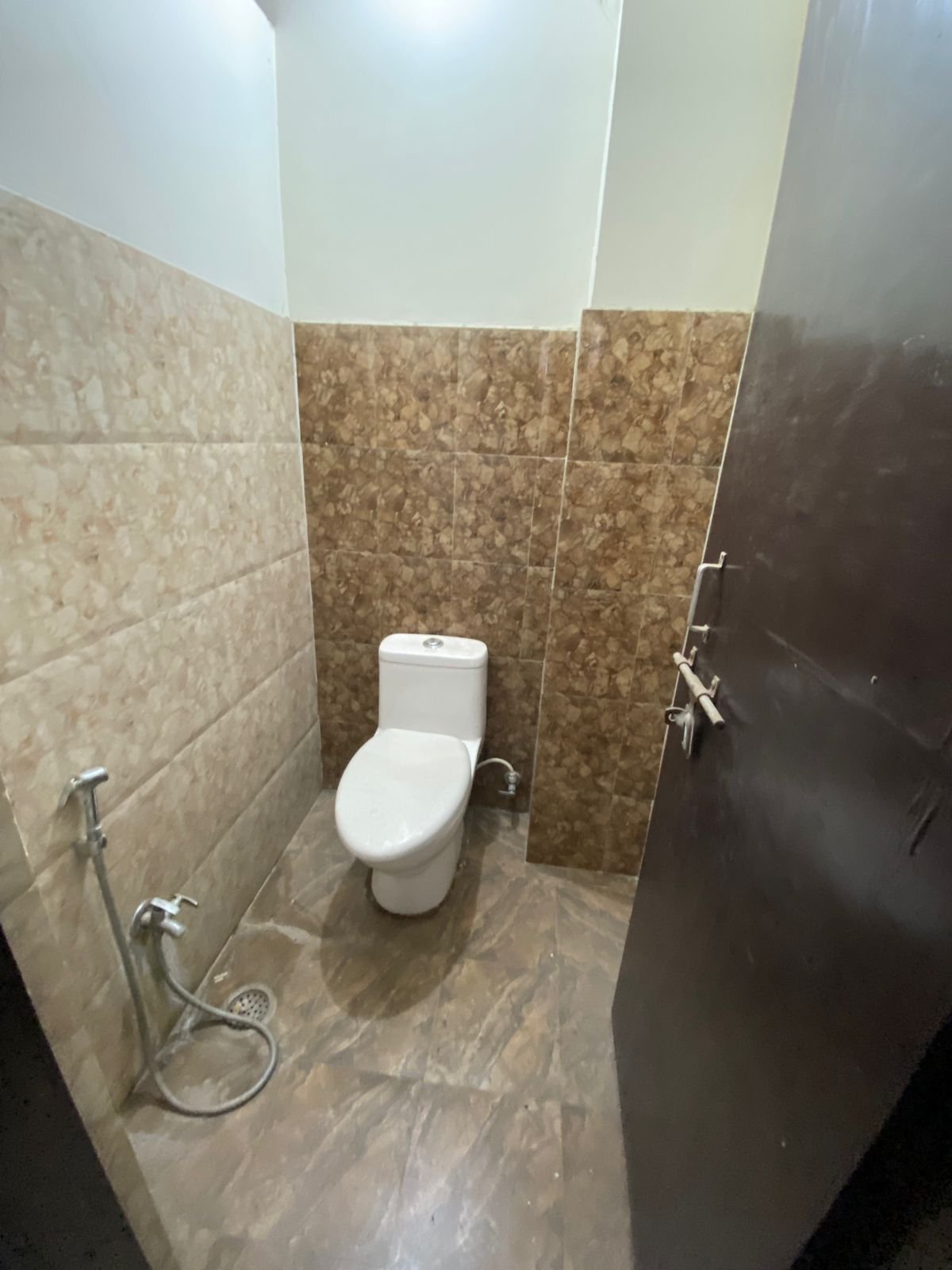 Residential Property in Vikalp Khand, Gomti Nagar - Image 6